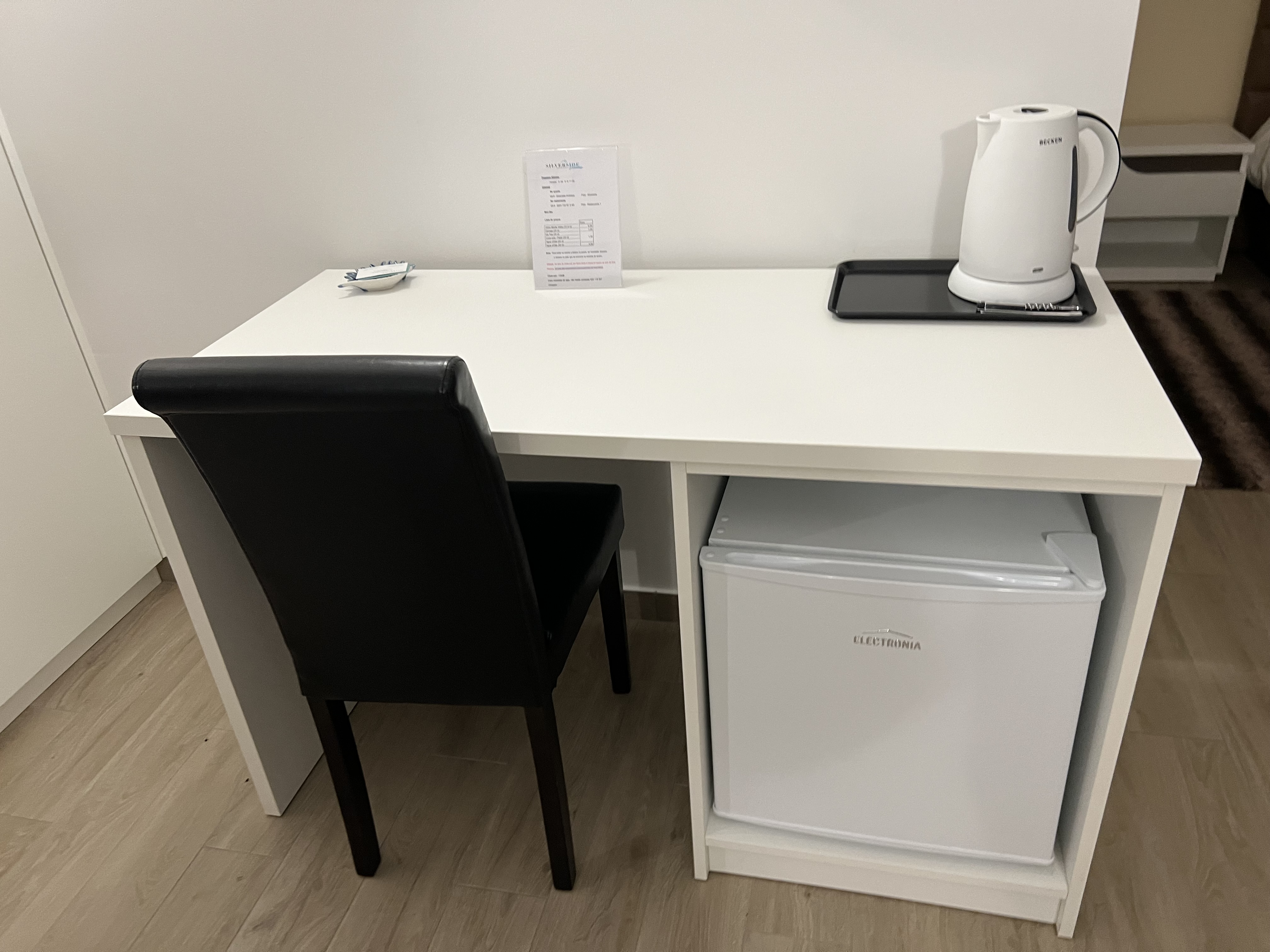Guest room desk